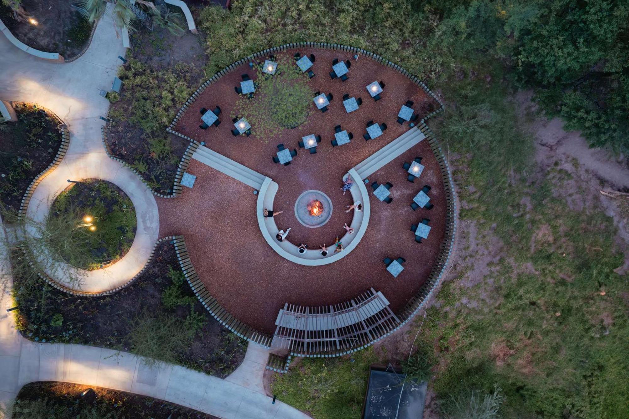 Radisson Blu Mosi-Oa-Tunya Livingstone Resort Exterior foto